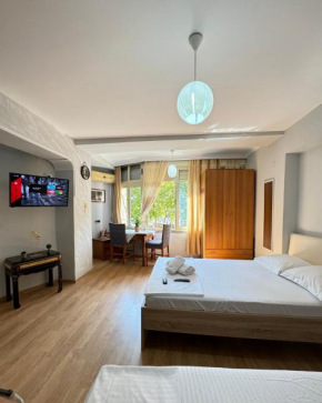 Tirana Centre Lions Gate 9 Apartment